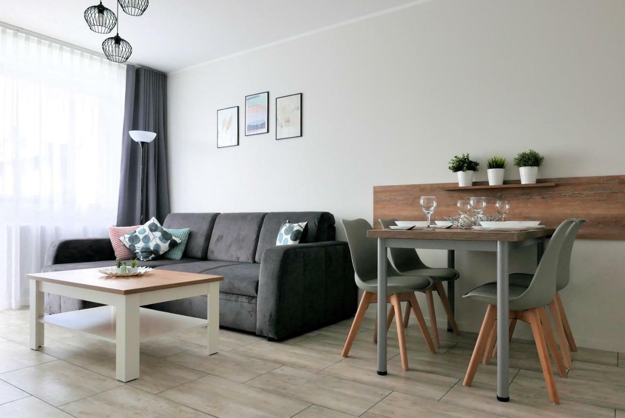 Chilliapartamenty - Blizej Morza - Karla Kołobrzeg Buitenkant foto